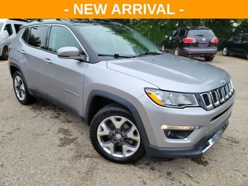 Used 2018 Jeep Compass Limited AWD/4WD image 1