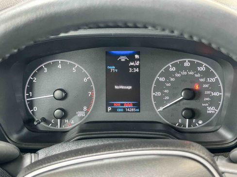 Used 2024 Toyota Corolla Cross LE w/ Moonroof Package AWD/4WD image 20