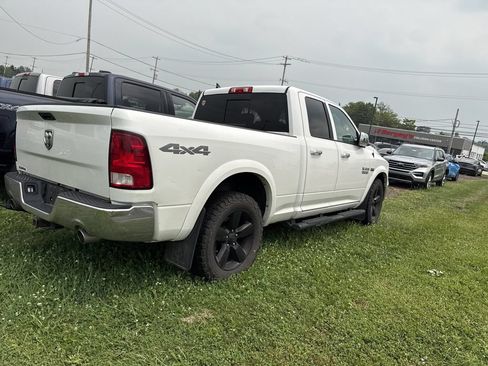 Used 2018 RAM 1500 SLT AWD/4WD image 6