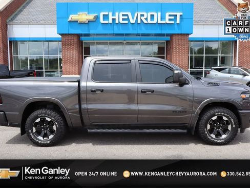 Used 2025 RAM 1500 Big Horn AWD/4WD image 1