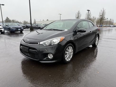 Used 2016 Kia Forte Koup EX w/ EX Premium Package image 3