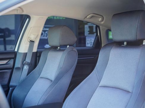Used 2018 Honda Accord LX image 15