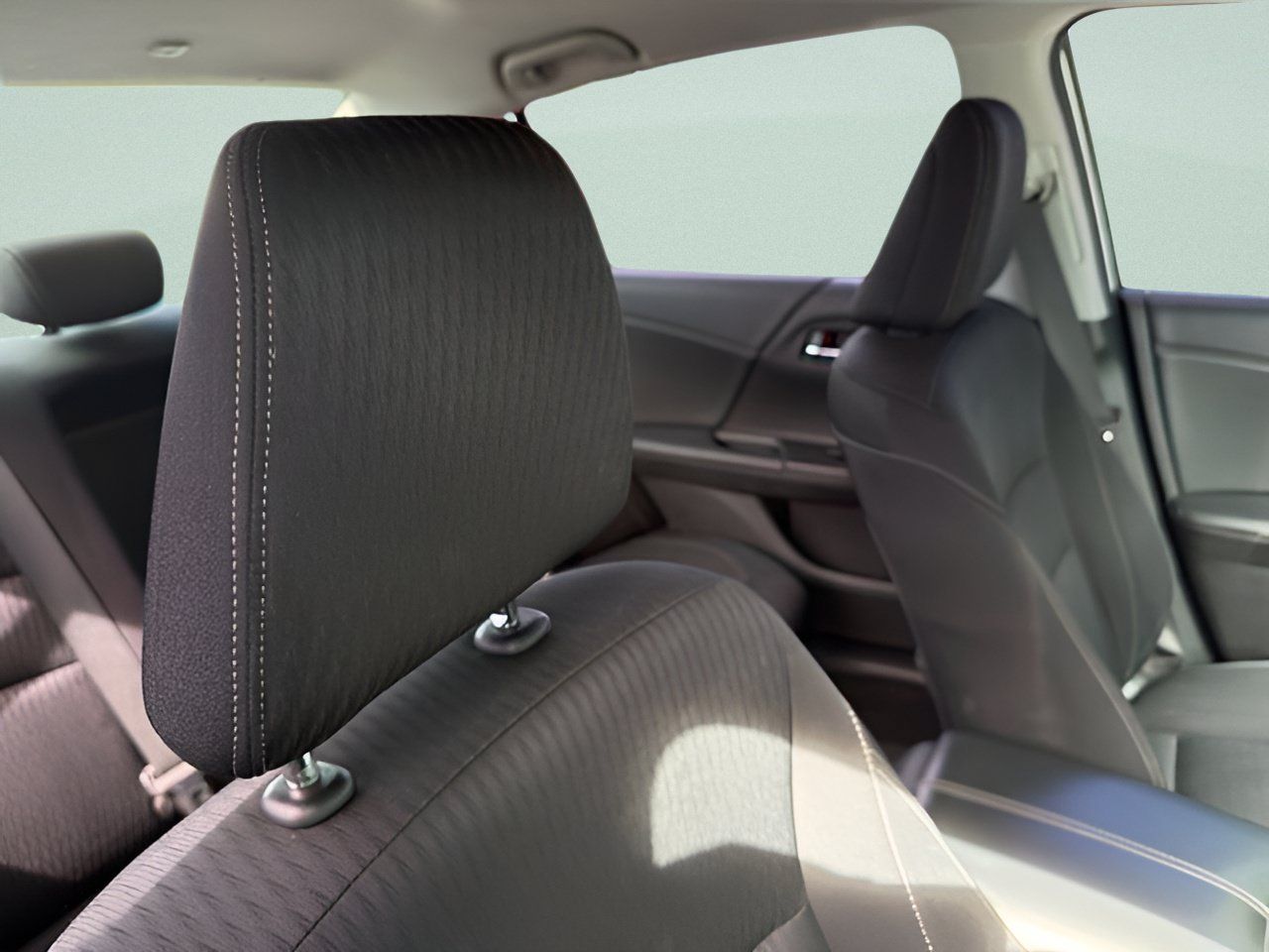 Used 2015 Honda Accord Sport image 8