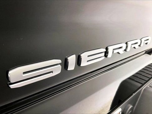 Used 2020 GMC Sierra 1500 SLT w/ SLT Premium Plus Package image 31