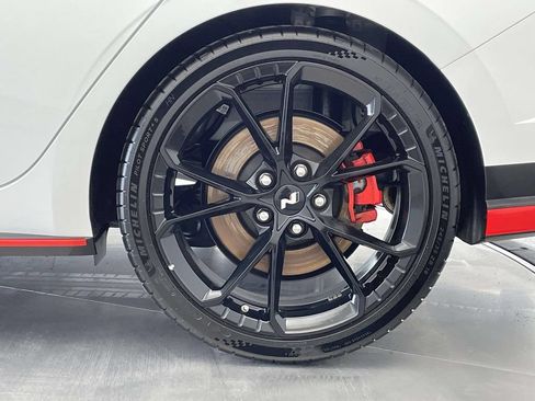 Used 2026 Hyundai Elantra N FWD image 12
