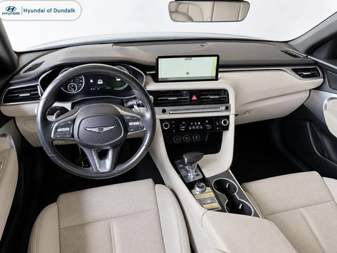 Used 2024 Genesis G70 2.5T RWD image 8