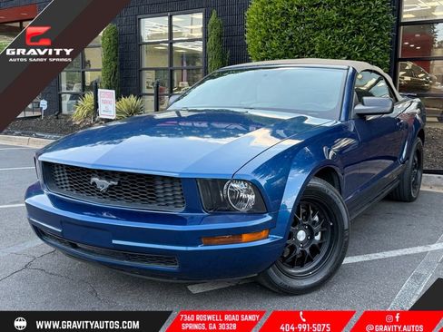 Used 2007 Ford Mustang Convertible RWD image 1