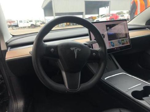 Used 2021 Tesla Model 3 Long Range image 18
