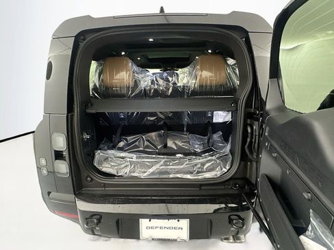 New 2026 Land Rover Defender 130 V8 AWD/4WD image 26