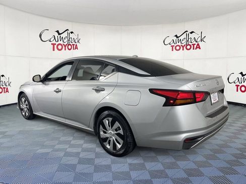Used 2020 Nissan Altima 2.5 S FWD image 6