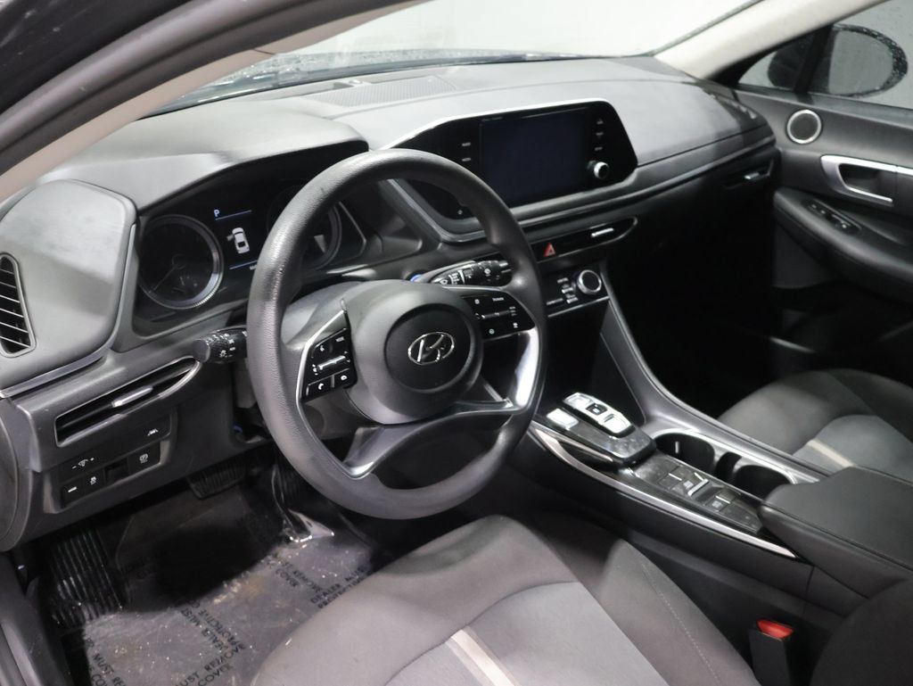 Used 2021 Hyundai Sonata SEL FWD image 16