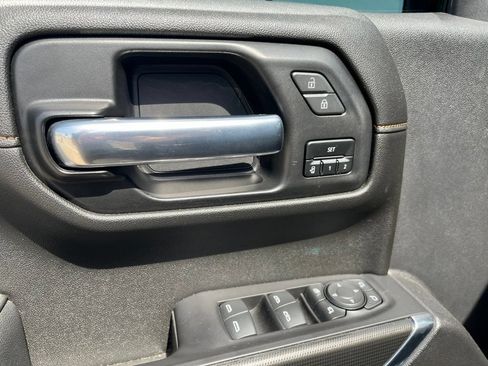 Used 2021 GMC Sierra 1500 AT4 w/ Technology Package AWD/4WD image 10