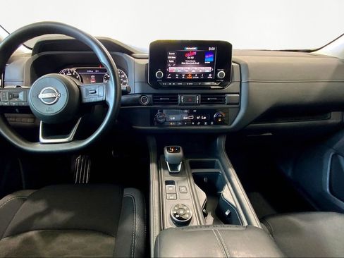 Used 2023 Nissan Pathfinder S image 7