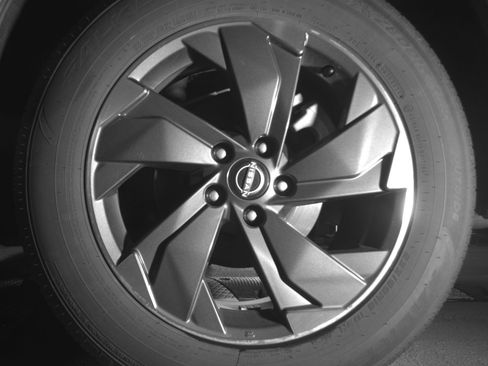 Used 2025 Nissan Rogue SV FWD image 14
