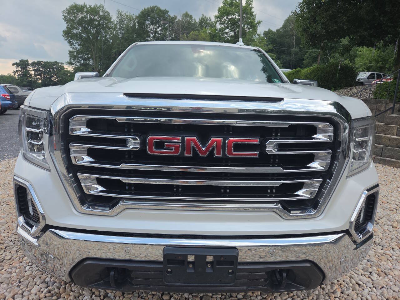 Used 2020 GMC Sierra 1500 SLT w/ SLT Premium Plus Package AWD/4WD image 2