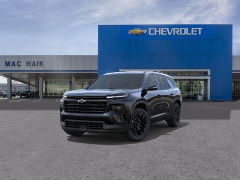 New 2026 Chevrolet Traverse LT w/ Midnight/Sport Edition FWD image 8