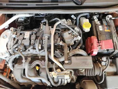 Used 2025 Nissan Sentra SR FWD image 25