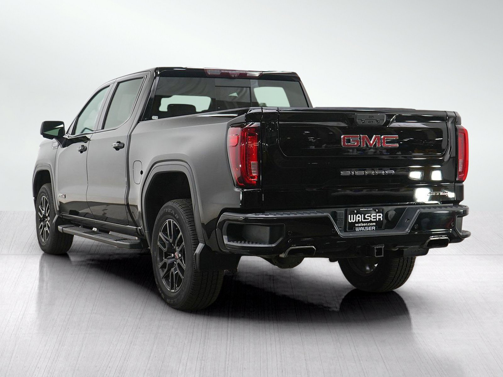 Used 2020 GMC Sierra 1500 AT4 w/ AT4 Premium Package AWD/4WD image 5