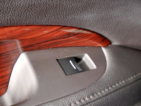 Used 2015 Acura MDX SH-AWD image 46