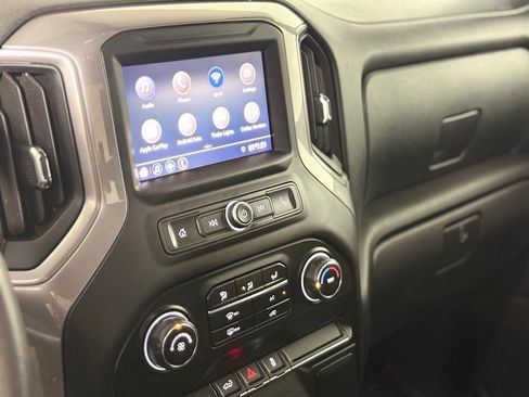 Used 2020 Chevrolet Silverado 1500 Custom w/ Custom Value Package AWD/4WD image 14