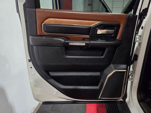 Used 2020 RAM 2500 Limited image 35