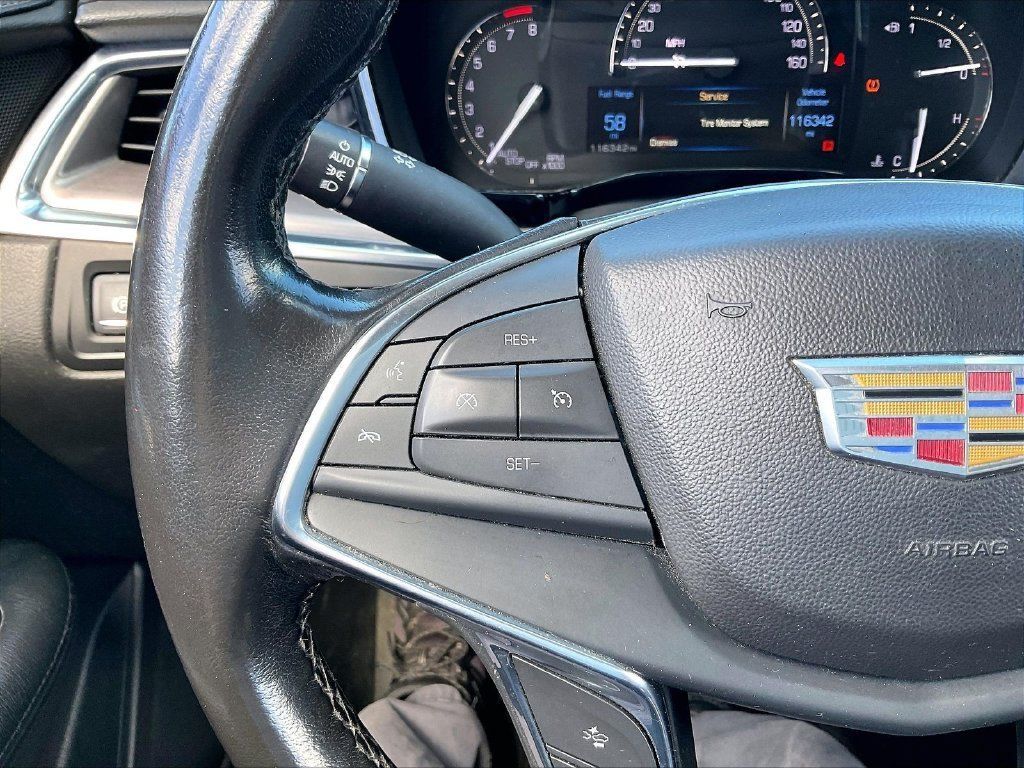 Used 2018 Cadillac XT5 Premium Luxury AWD/4WD image 22