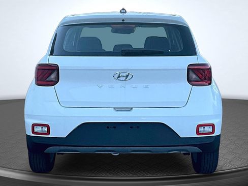 New 2026 Hyundai Venue SE FWD image 6