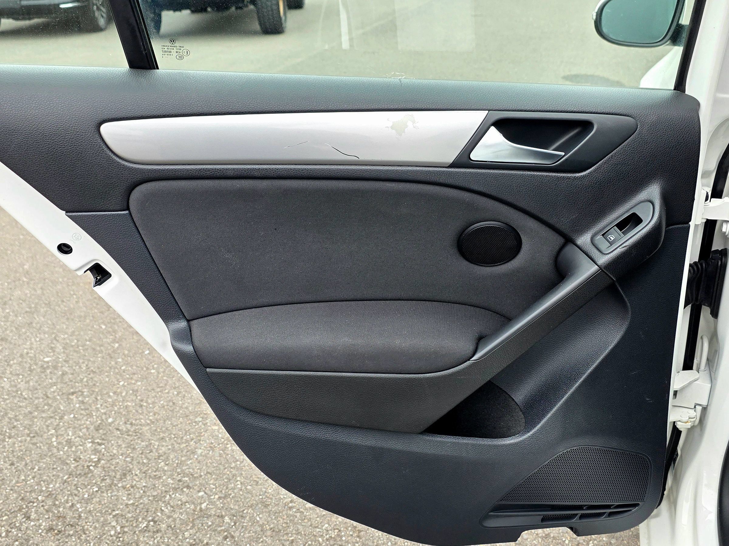 Used 2013 Volkswagen Golf TDI FWD image 49