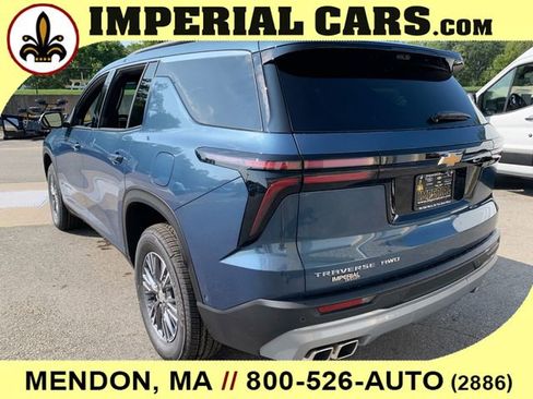 New 2026 Chevrolet Traverse LT w/ Enhanced Driving Package image 11