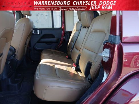 Used 2021 Jeep Wrangler Unlimited Sahara w/ Cold Weather Group image 14