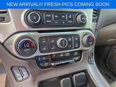 Used 2020 Chevrolet Tahoe LT RWD image 11