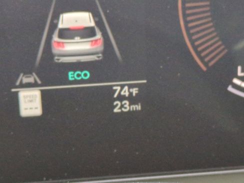 New 2026 Hyundai Tucson Blue SE image 32