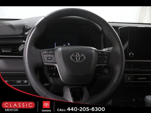 Certified 2025 Toyota Camry LE w/ Convenience Package AWD/4WD image 7