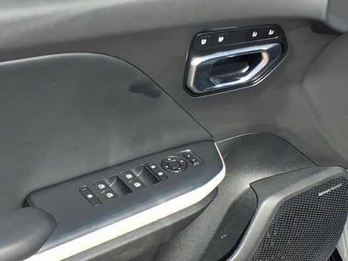 Used 2025 Kia K4 GT-Line w/ GT-Line Premium Package FWD image 11