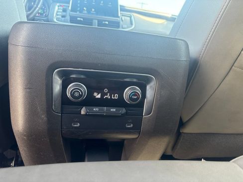 Used 2023 Chevrolet Tahoe LT AWD/4WD image 9