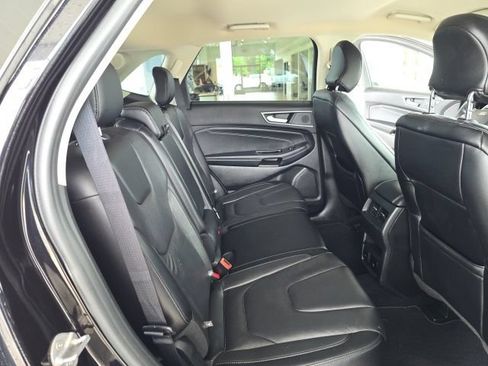 Used 2019 Ford Edge Titanium AWD/4WD image 41