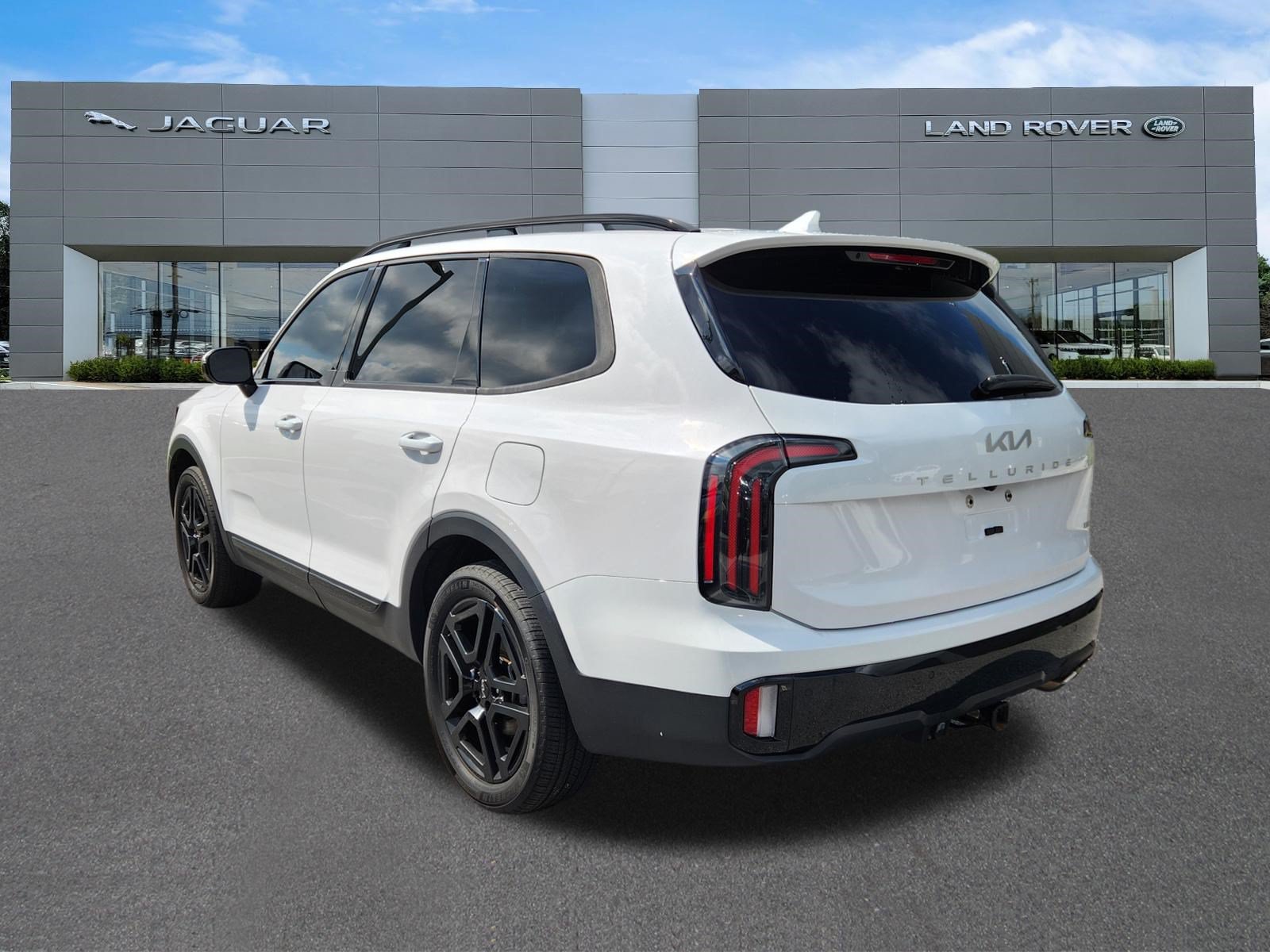 Used 2024 Kia Telluride SX Prestige X-Line AWD/4WD image 3