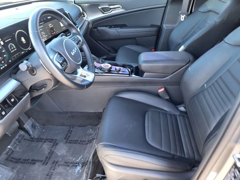 Used 2025 Kia Sportage SX Prestige image 16