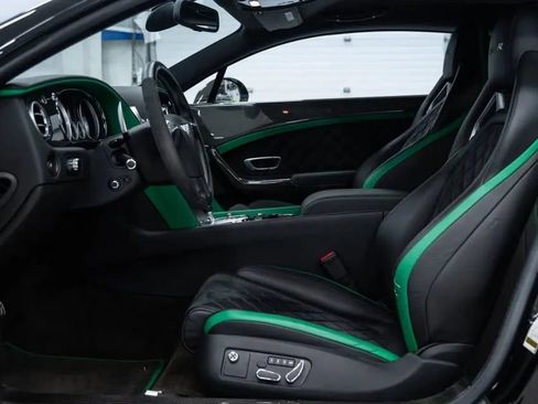 Used 2015 Bentley Continental GT3-R image 13