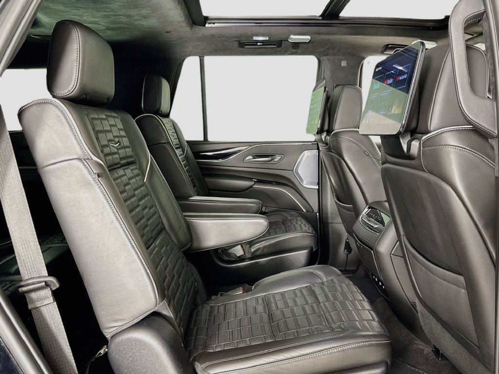 Used 2023 Cadillac Escalade V w/ LPO, Floor Liner Package AWD/4WD image 15