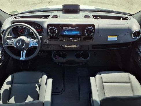 New 2026 Mercedes-Benz Sprinter 2500 image 4