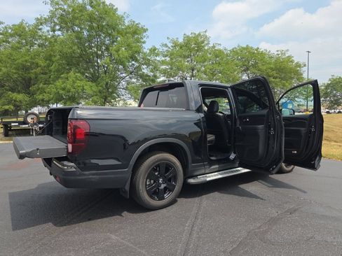 Used 2020 Honda Ridgeline Black Edition image 23