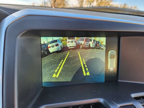 Used 2016 Volvo XC60 T5 Premier w/ Proximity Package FWD image 11