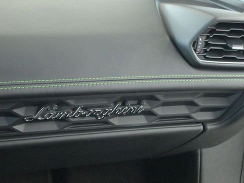 Used 2023 Lamborghini Huracan EVO RWD image 27