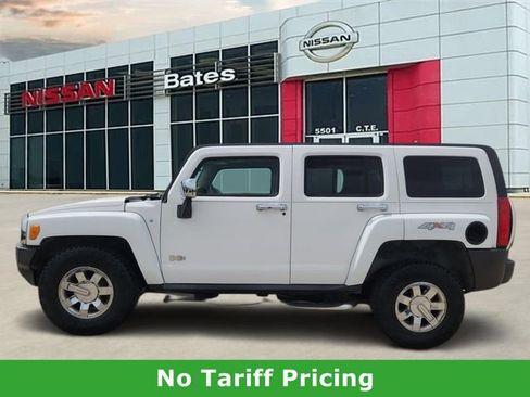 Used 2009 HUMMER H3 Luxury image 3