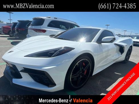 Used 2021 Chevrolet Corvette Stingray Premium Conv w/ Z51 Performance Package RWD image 1