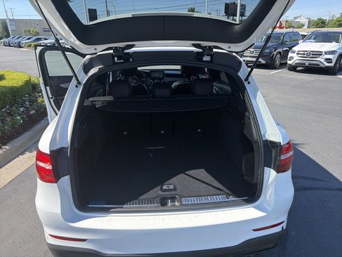Certified 2018 Mercedes-Benz GLC 43 AMG 4MATIC image 33
