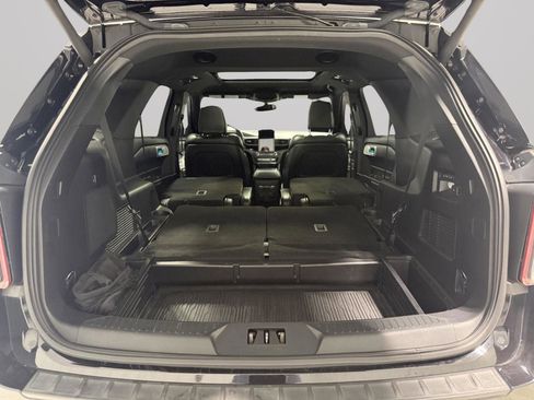 Used 2020 Ford Explorer ST w/ ST Street Pack image 59