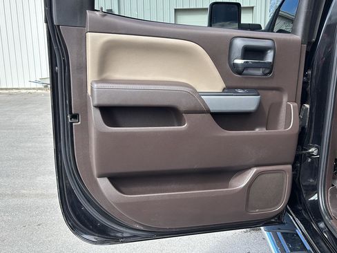 Used 2019 Chevrolet Silverado 3500 LTZ w/ Duramax Plus Package image 20