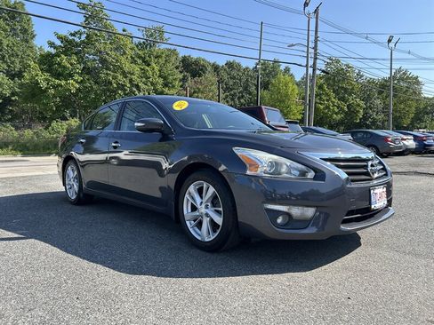 Used 2013 Nissan Altima 2.5 SV w/ 2.5SV Convenience Pkg FWD image 3